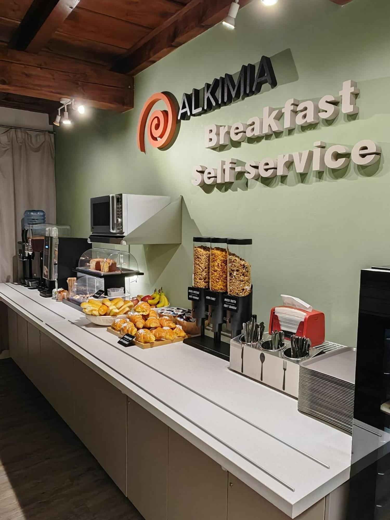 Alkimia Smart Rooms Ferrara Exterior foto